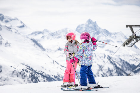 Kinderskikurs mit Freunden